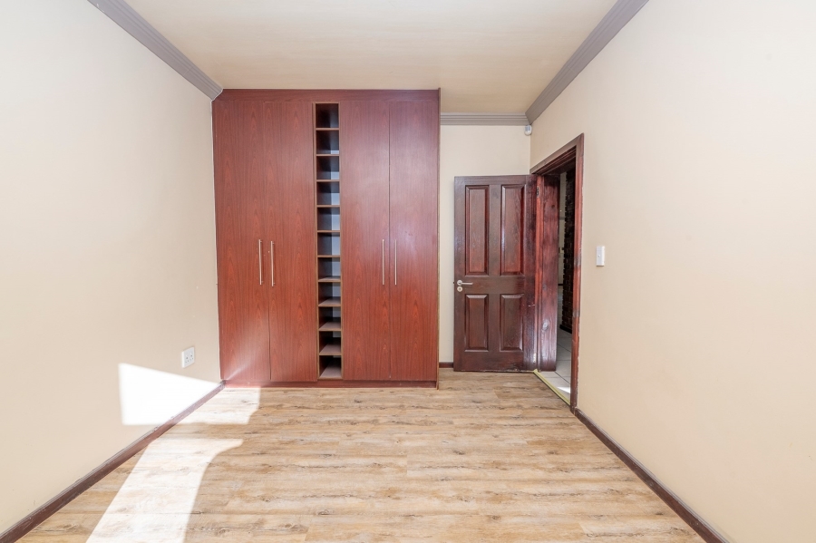 4 Bedroom Property for Sale in Sonkring Western Cape